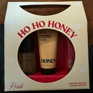 FREE - NIB Victoria’s Secret Ho Ho Honey gift set